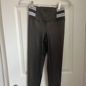 Koral Black Leggings